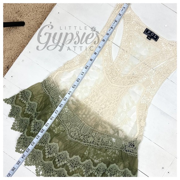 POL Antique Ivory Ombre Lace Layering Top - Picture 12 of 16
